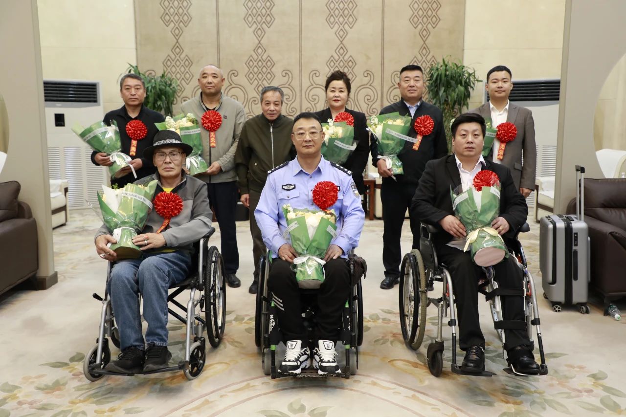 ac8d14b364a11c955ed77596859ce64b.jpg ac8d14b364a11c955ed77596859ce64b.jpg